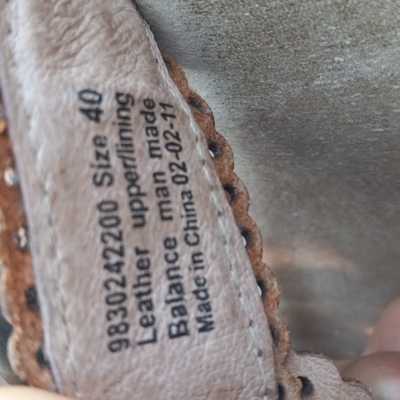 Dansko Wedge Sandals Brown Leather Slip On Wood Block Womens 40 - Picture 14 of 14